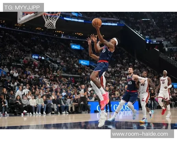 状态低迷表现不佳三球14中4三分7中2仅得11分6板4助失误与犯规频繁